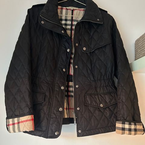 Burberry quilted jakke