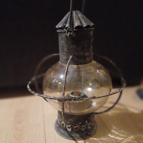 Antikk parafin lampe
