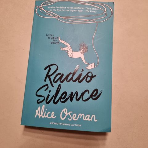 Radio silence av Alice Oseman