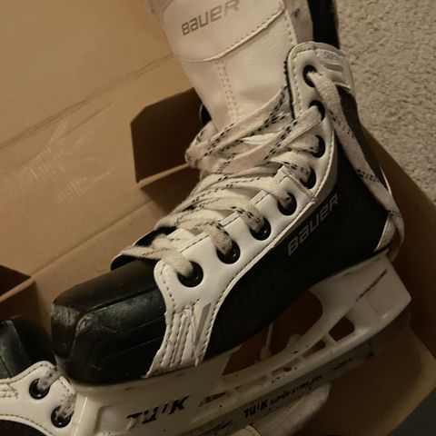 Bauer hockey skøyter str 35