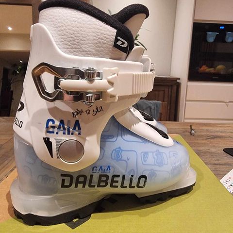 Snowboard sko Gaia Dalbello 16.5 som ny