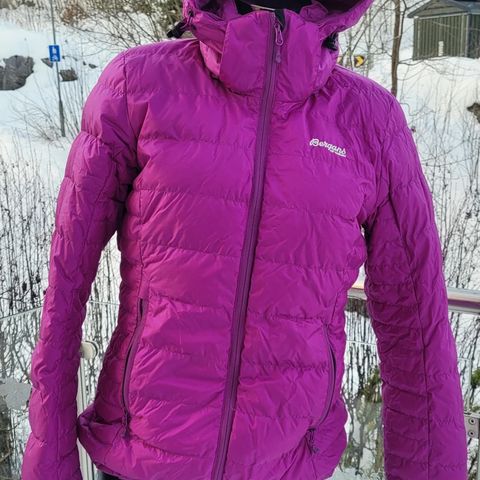 Bergans Down Rjukan Dunjakke str. M  - Dark Heather Purple!