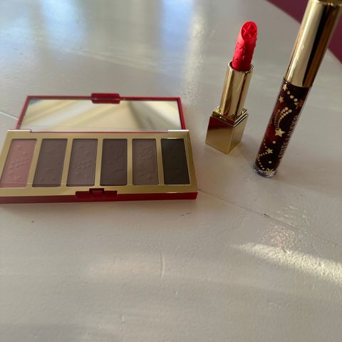 Estee lauder eyeshadow palette, lipstick,lipshine nytt