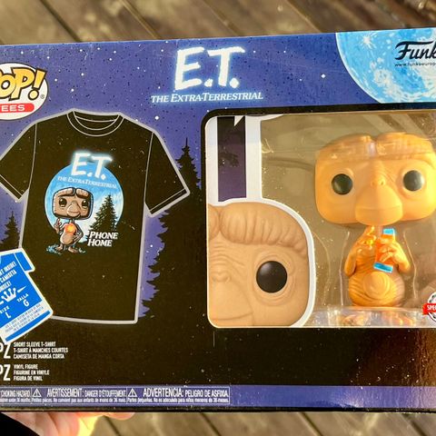 Funko Pop! E.T. w/ Reese´s Candy (Pop! + Tee Set) | E.T. The Extra-Terrestrial