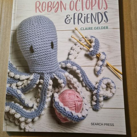 Robyn octopus & friends strikkebok