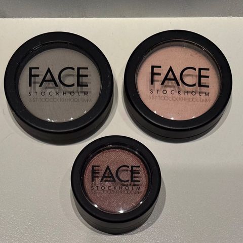 3 eyeshadows from FACE Stockholm