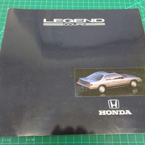 1987-89 Honda Legend coupe og sedan. Norsk brosjyre fra Hasco Motor as.