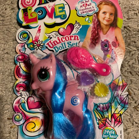 Ny One Love Unicorn Doll sett selges