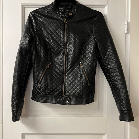Skinn jakke fra Zara