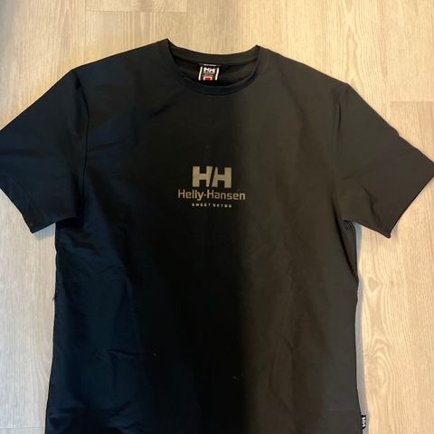 Vannfast Helly Hansen Tee (L)