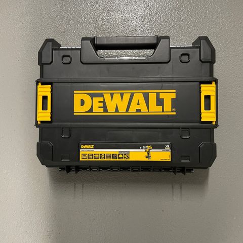 DeWalt TSTAK  box. Verktøykoffert fra DeWalt