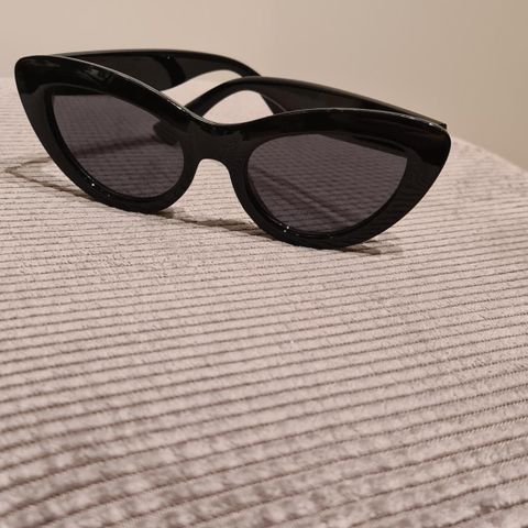 Cat eye solbrille - Mango