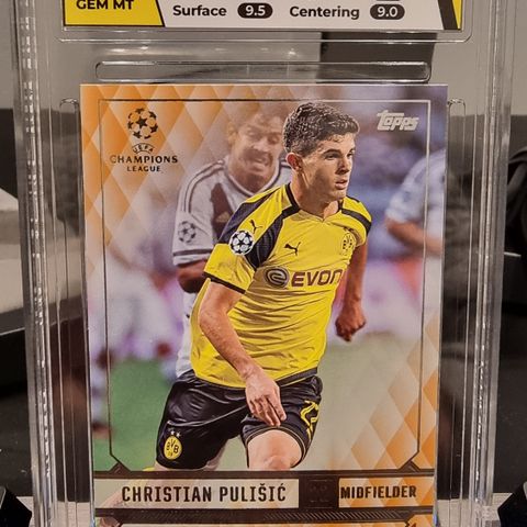 Christian Pulisic - Topps Showcase - HGA 9.5 - Rookie card