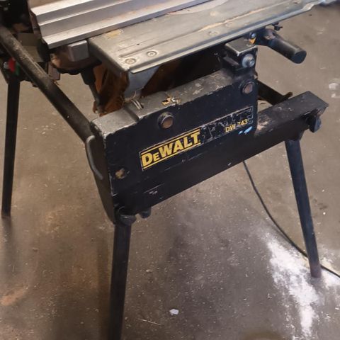 Dewalt