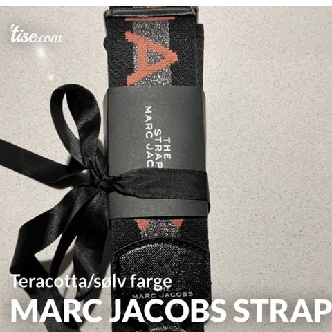 Marc Jacobs strap