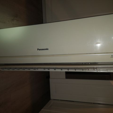Panasonic CS-CE12HKEW varmepumpe