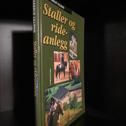 📚BORGE ANTIKVARIAT: «Staller og rideanlegg» Håvard Lilleng🐎