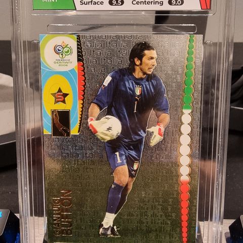 Gianluigi Buffon - Panini World Cup 2006 - HGA 9.0