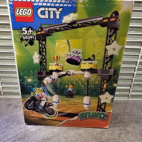 LEGO® City Stunt 60341 Velte-stuntutfordring