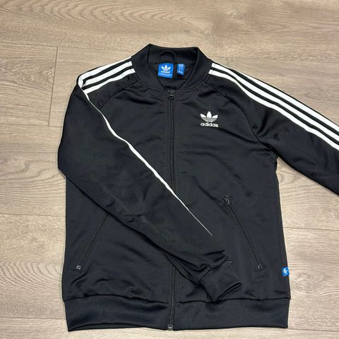 Adidas genser/ jakke