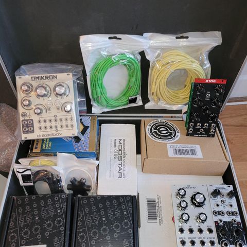 Fete og noen sjeldne Kvalitets Eurorack moduler til salgs alt ubrukt mao. Nytt!