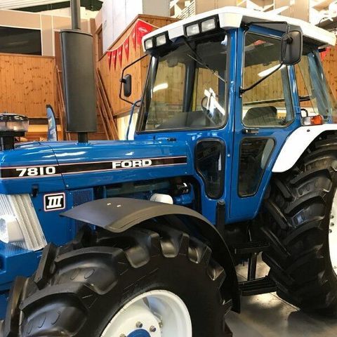 ford traktor  7810   ønskes kjøpt