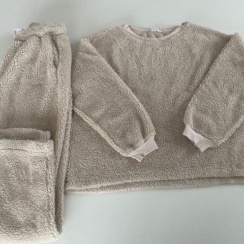 Teddy fleece bukse og genser fra American Vintage i str. S