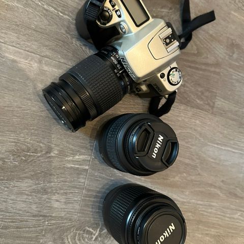 Kamera Nikon F60