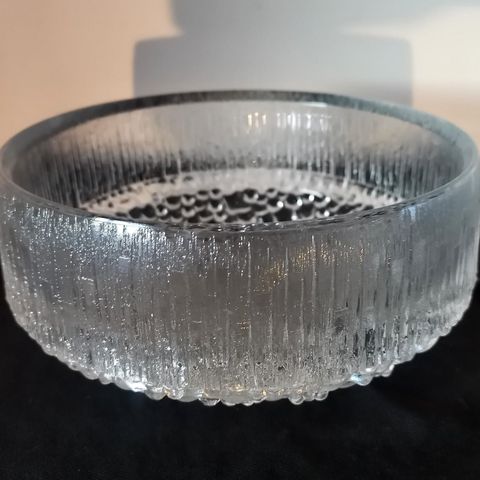 Iittala Ultima Thule skål av Tapio Wirkkala