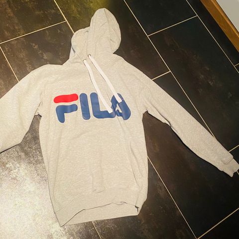 fila hettegenser