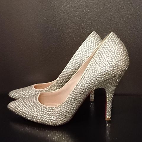 Sølv glitterpumps