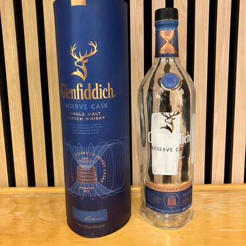 Whiskey flaske og kartong uten innhold , Glenfiddich Solera vat 2