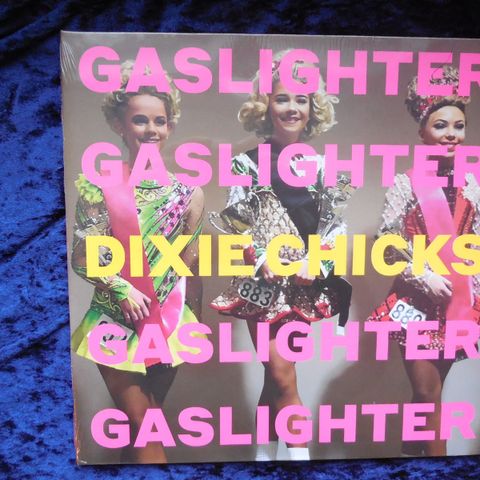 DIXIE CHICKS - GASLIGHTER - COUNTRY-JENTEBAND COMEBACK - NY - JOHNNYROCK