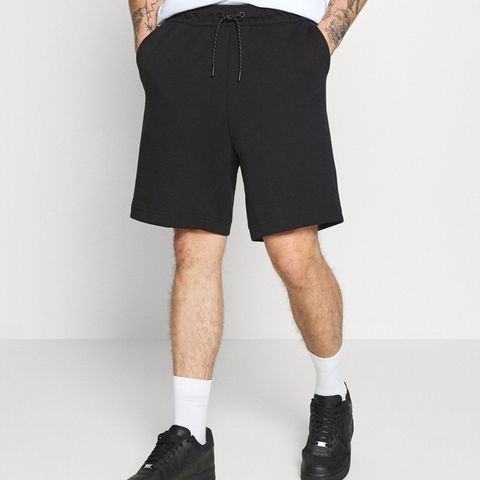 Nike tech fleece shorts