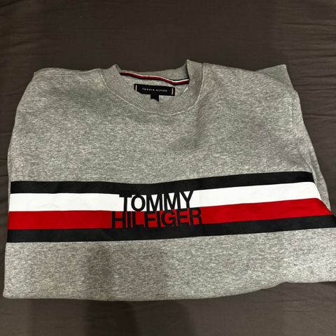 tommy hilfiger genser