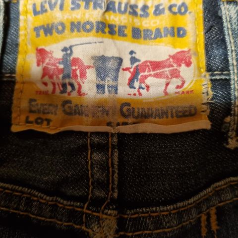 Vintage Levis 511 Slim selges