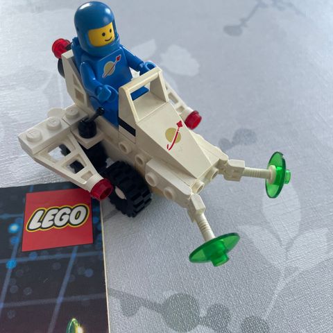 Vintage Lego 6827 Strata Scooter