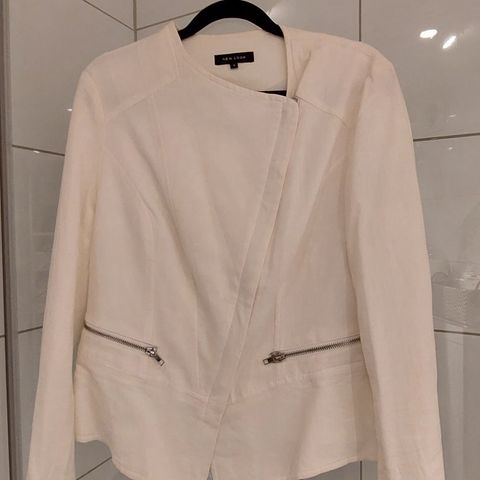 Lin jakke fra New Look