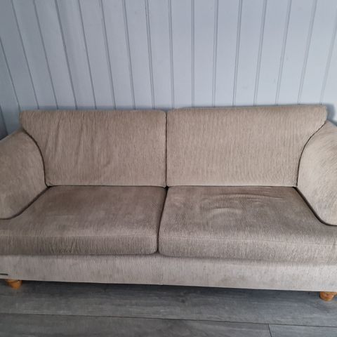 Sofa (3 seter)