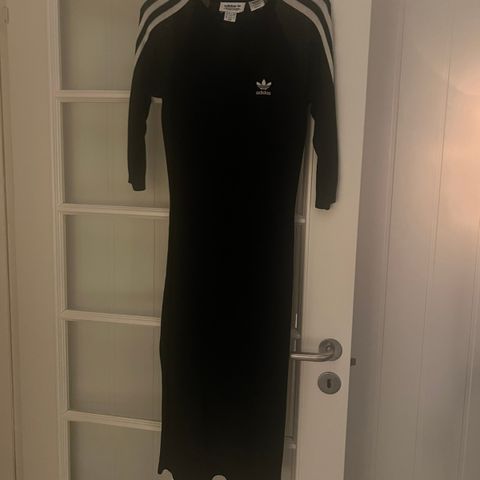 Adidas kjole