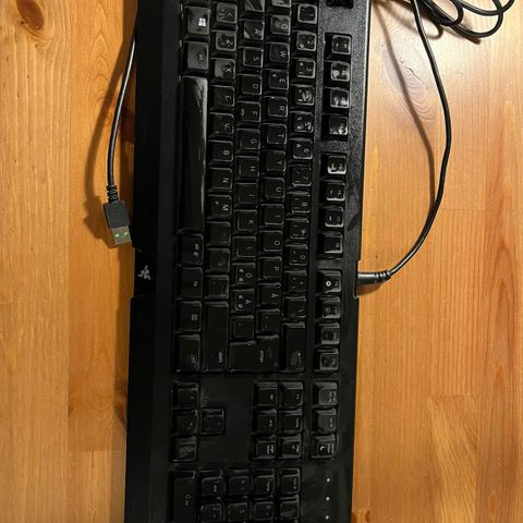 Gaming tastatur, mus og headset