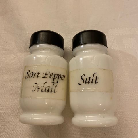 Salt og pepper