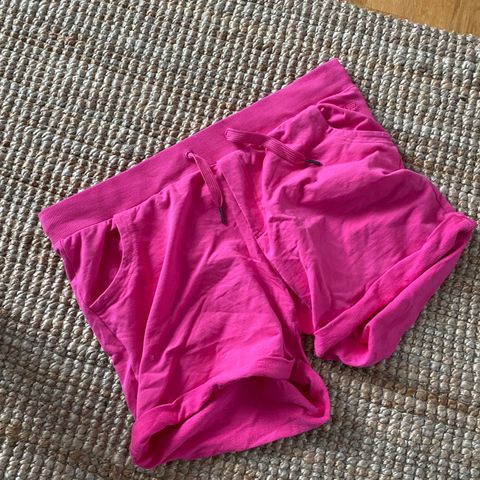 Rosa shorts str L