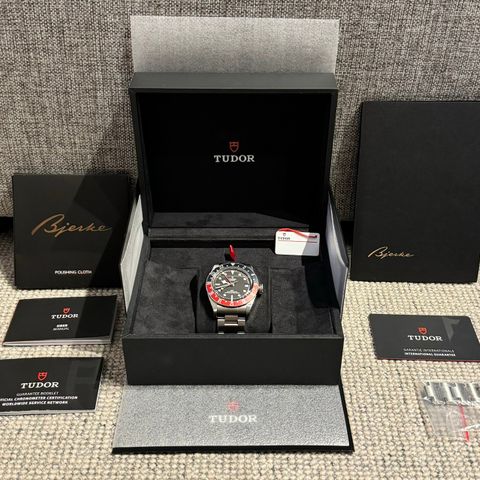 Tudor Black Bay Gmt Komplett fra Bjerke 2023