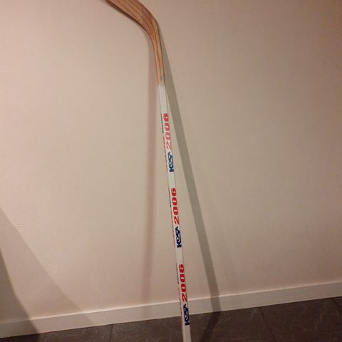 Kosa ishockeykølle 120 cm