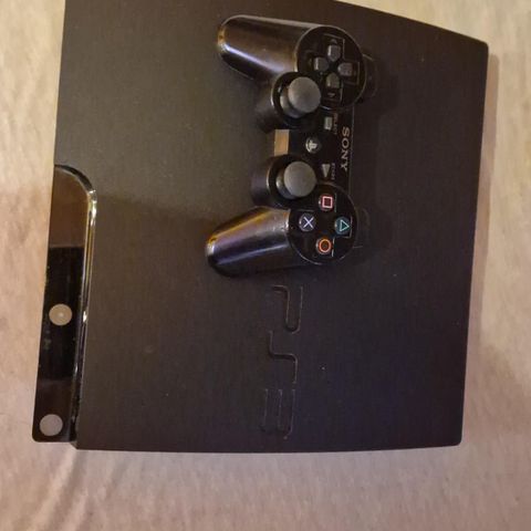 Playstation 3 med 1 kontroll å 14 spill