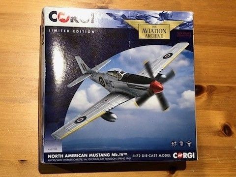 Corgi Mustang - Diecast/modellfly