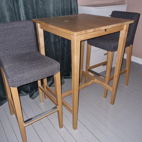 Barsett /bord+2 stoler /frokostsett