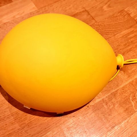 Ballong lampe fra IKEA, barnerom