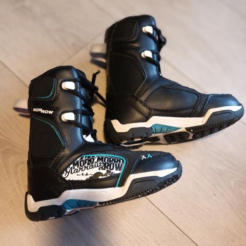 Snowboard boots 34.5